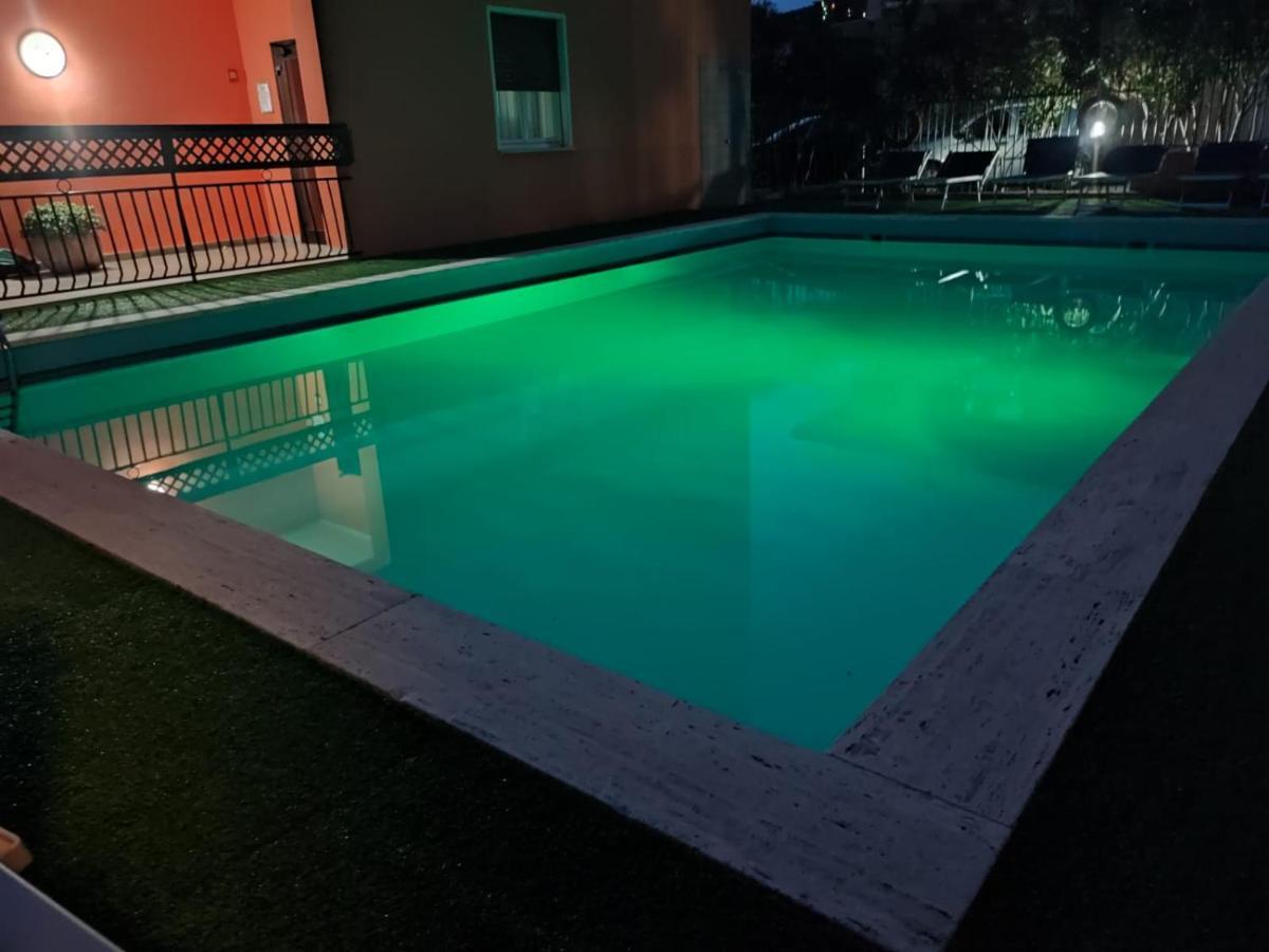 Albergo Villa Mimosa 토르볼레 외부 사진