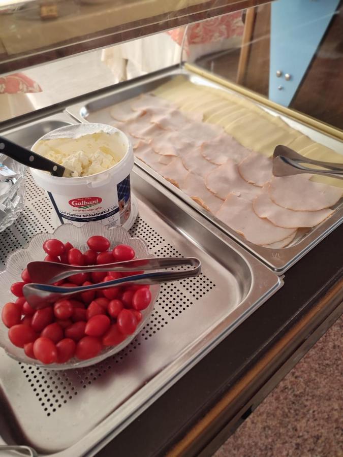 Albergo Villa Mimosa 토르볼레 외부 사진